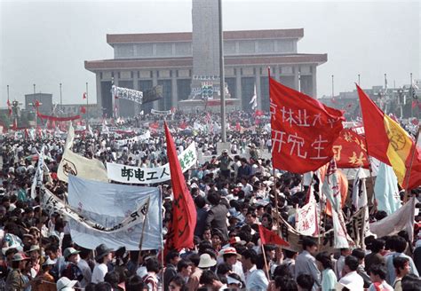 天安門|Tiananmen Square: What happened in the protests of。